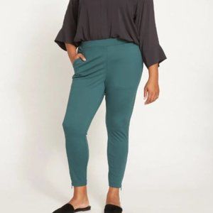 Universal Standard Moro Pocket Signature Ponte Pants